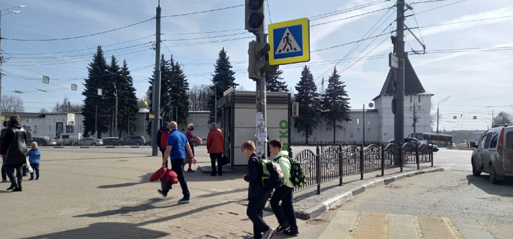 В департаменте образования рассказали, как будут работать школы и детские сады на майских праздниках в Ярославле