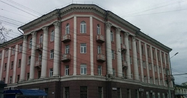 Здание детской больницы в Ярославле отдали под жилье и офисы