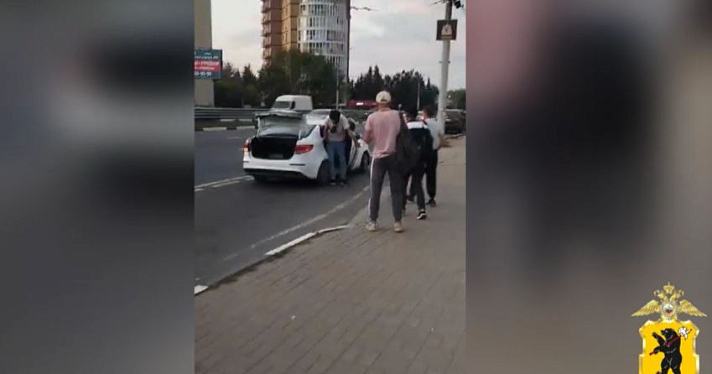 Похищенного с остановки ярославца спасли благодаря сообщениям очевидцев