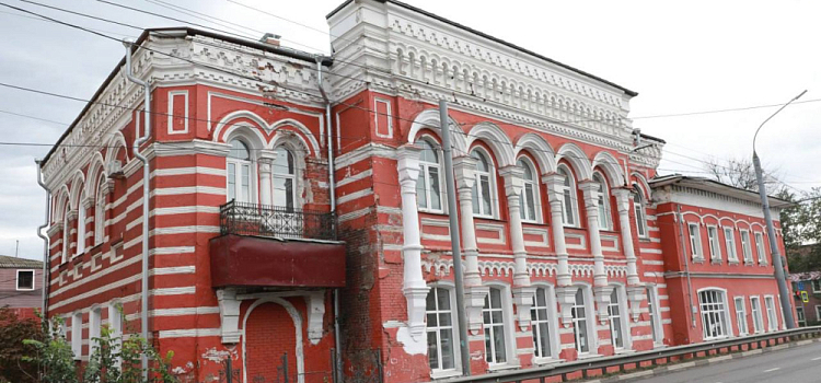 «В течение года введем в эксплуатацию»: две ярославские поликлиники переедут в новые здания