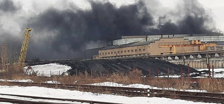 Эвакуировали более 200 человек: пожар на моторном заводе в Ярославле ликвидировали