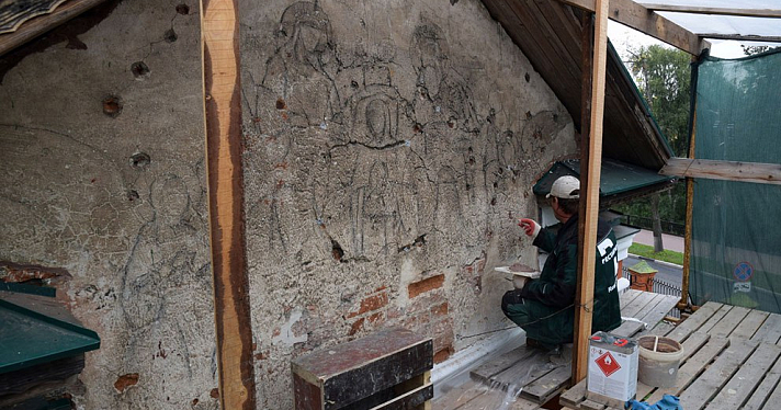 Из фрески ярославского храма достали пули времен белогвардейского мятежа_250862