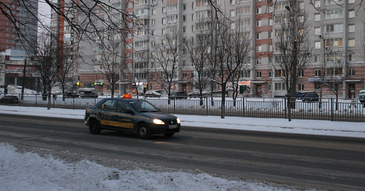 В Ярославле перед судом предстанет таксист, в ДТП покалечивший пассажирку