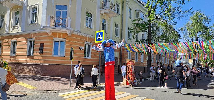 «Отдохнули душой»: ярославцы с размахом отметили День города_273944