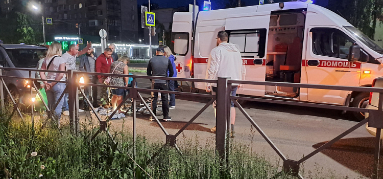 В Ярославле в День города сбили молодую велосипедистку