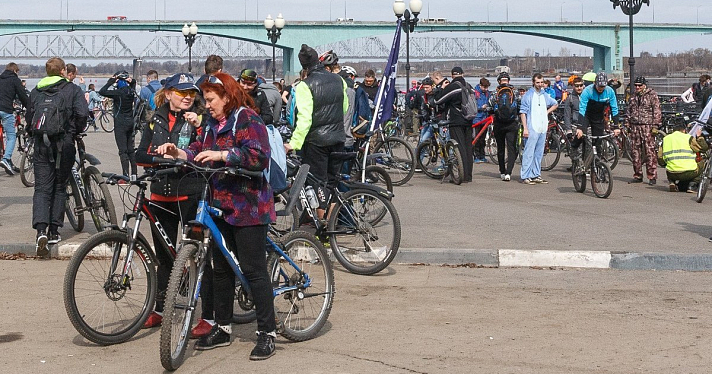 Фото (и видео) дня. Ярославские велосипедисты открыли летний сезон 32-километровым пробегом_157626