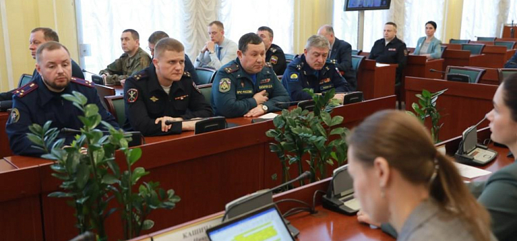 Массовые мероприятия в Ярославской области поручили проводить при наличии вооружённой охраны