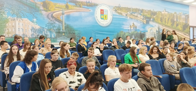 Белорусский медицинский институт впервые создали в Ярославле: в ЯГМУ прошла открытая лекция_252625