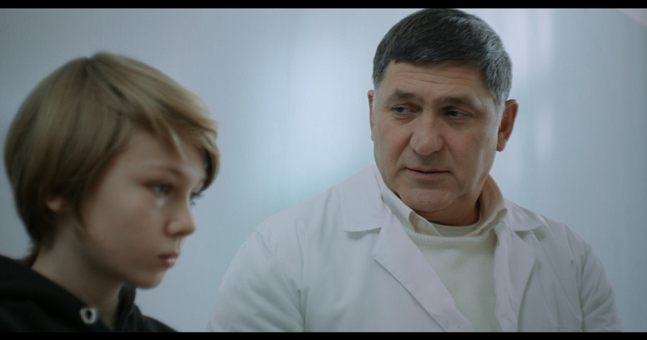 Снятый в Ярославле фильм «Доктор» с Сергеем Пускепалисом в главной роли вышел на KION