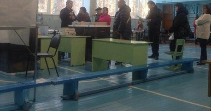 На избирательном участке № 61 в Ярославле КОИБы выключились вместе со светом