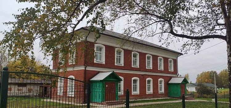 ООО «Транснефть — Балтика» оказало помощь в ремонте здания школы — памятника культуры в Ярославской области