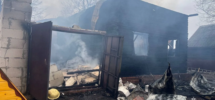 В деревне Ярославской области взорвался работающий бензиновый генератор