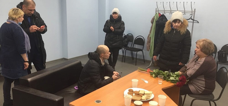 Думал, что мама умерла: ярославна встретилась с сыном после 20 лет разлуки