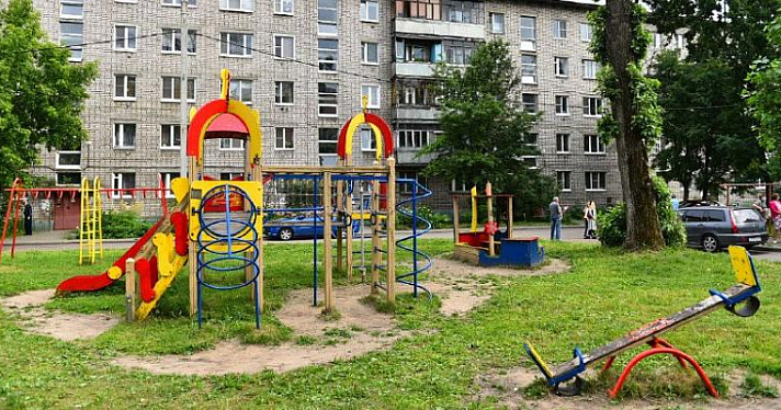 Жители Ленинского района Ярославля потребовали убрать опасный городок