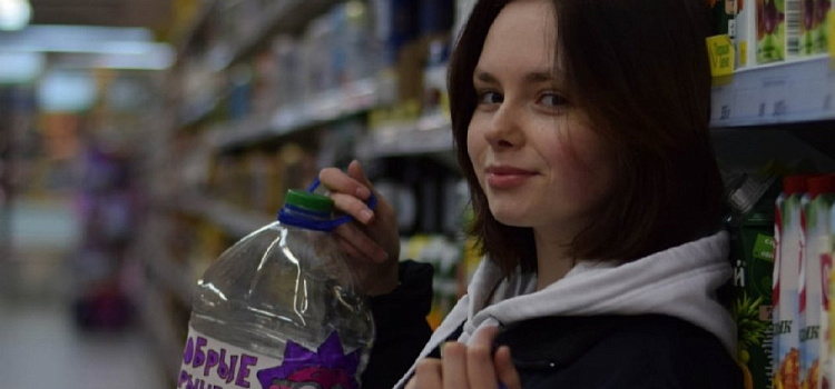 Ярославна рассказала, как пластиковая крышка поможет ребенку с ограниченными возможностями