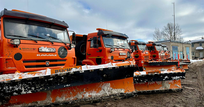 Михаил Евраев поручил активизировать уборку снега в Ярославской области