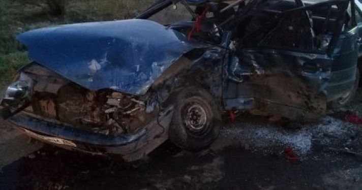 Под Ярославлем 9 мая столкнулись две легковушки: погиб водитель