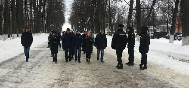 В Ярославле активисты прошли «Маршем материнского гнева»