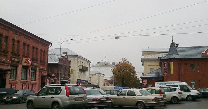 К осени 2015 года парковка в центре Ярославля станет платной