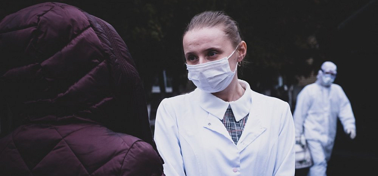 Врач рассказал, как поддерживать и восстанавливать дыхательную систему после COVID-19