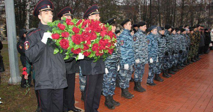 В Ярославле прошло торжественное открытие памятных монументов