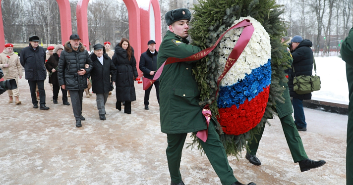 В Ярославле памятную церемонию, посвященную победе под Сталинградом, посетил участник битвы_232369