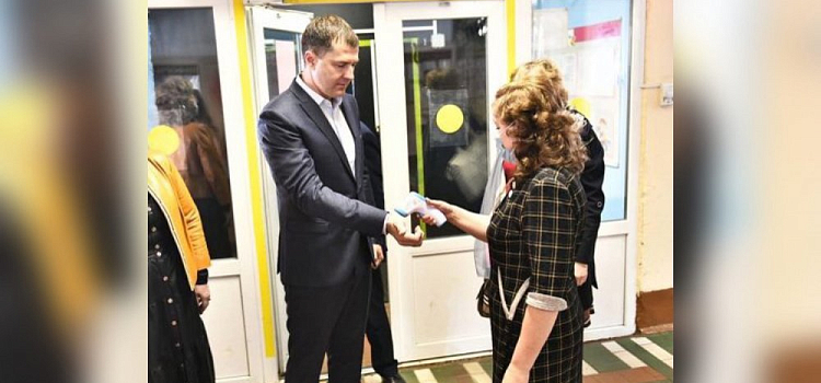Мэр Ярославля не согласен с тем, что школы не проверяют на безопасность