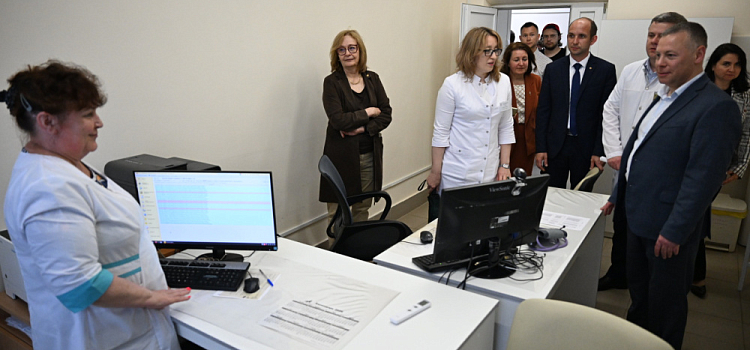 Сотрудники большесельского подразделения Тутаевской ЦРБ отметили повышение зарплат после объединения учреждений