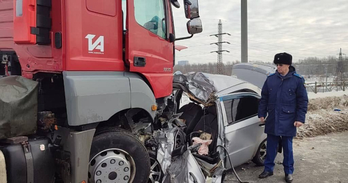 Водителю тягача грозит до 15 лет колонии за смертельное ДТП в Ярославской области