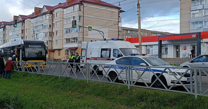 «Удар был очень сильным»: в Рыбинске троллейбус сбил пешехода