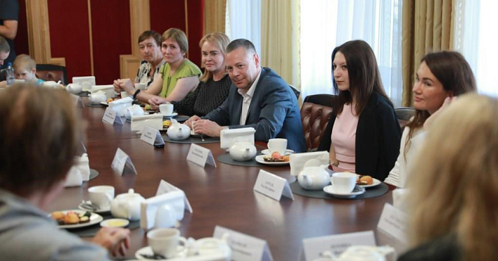 Губернатор Ярославской области встретился с родственниками участников спецоперации