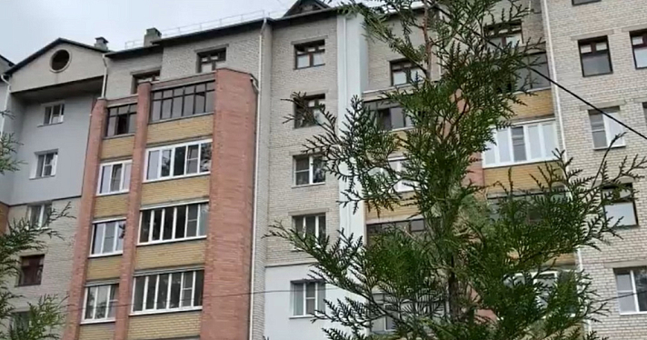 Коммунальные проблемы двух ярославских домов заинтересовали главу СК