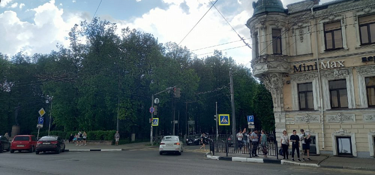 В МЧС ярославцев предупреждают о грозах, ливне и граде