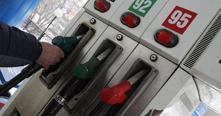 Водители, готовьтесь: россиянам обещают рост цен на бензин