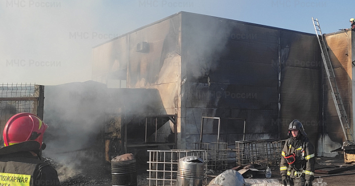 В МЧС сообщили о ликвидации пожара на пилораме в Дзержинском районе