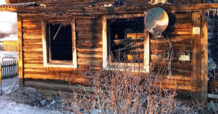 Погорельцам из Ярославской области пообещали помочь