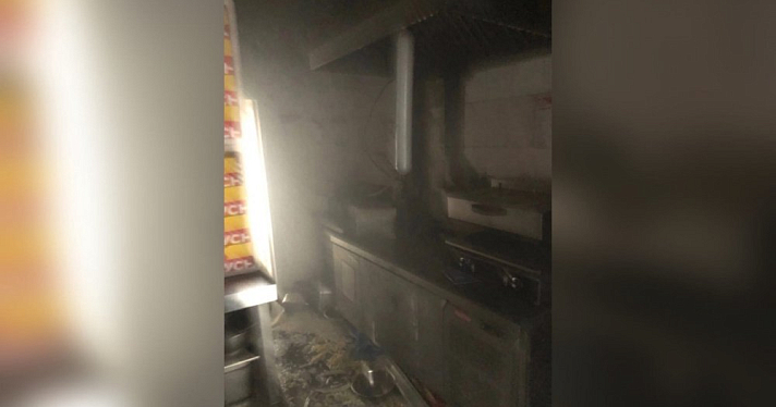 В Рыбинске в популярной пиццерии сгорела кухня