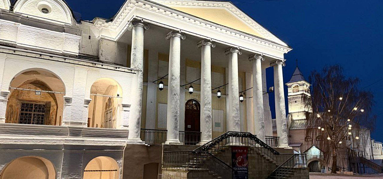 В Ярославле засияли ключевые памятники Спасо-Преображенского монастыря_308133