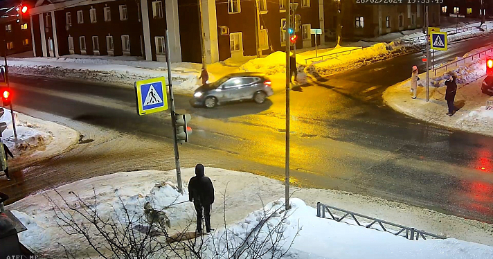 В Рыбинске разыскивают водителя, сбившего пешехода и скрывшегося с места ДТП_265649
