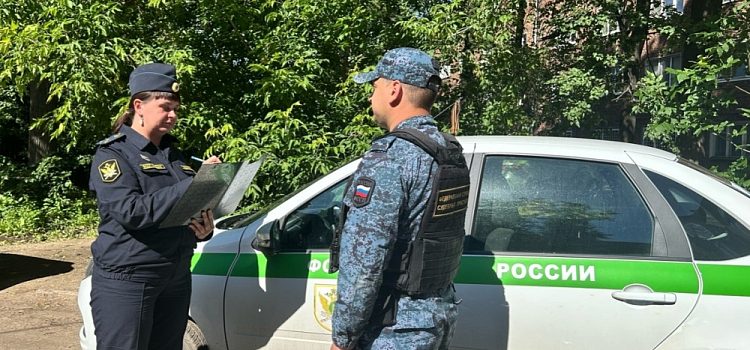В Ярославле руководитель строительной фирмы задолжал 11 работникам более 800 тысяч рублей