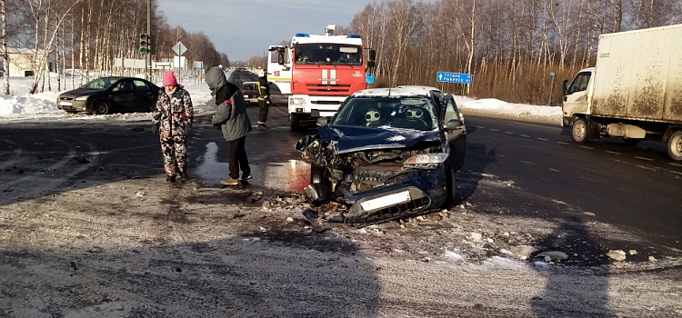 Столкнулся с экскаватором: под Ярославлем произошло ДТП