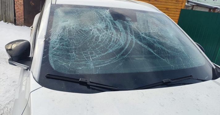 Не согласилась возобновить отношения: в Ярославле осудили поджигателя автомобиля