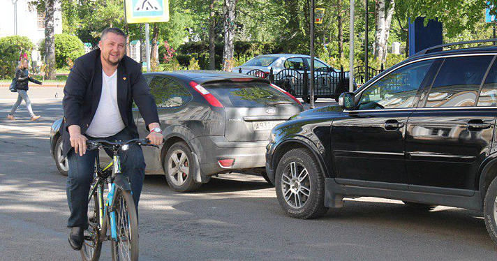 Акцию «На работу на велосипеде» поддержал уполномоченный по правам детей в Ярославской области_158181