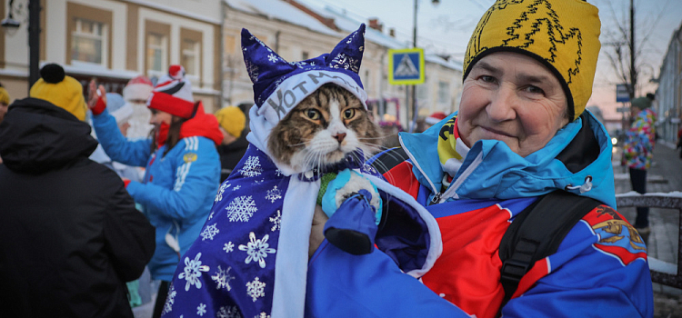 «НаШествие Дедов Морозов» в Рыбинске прошло в новом формате