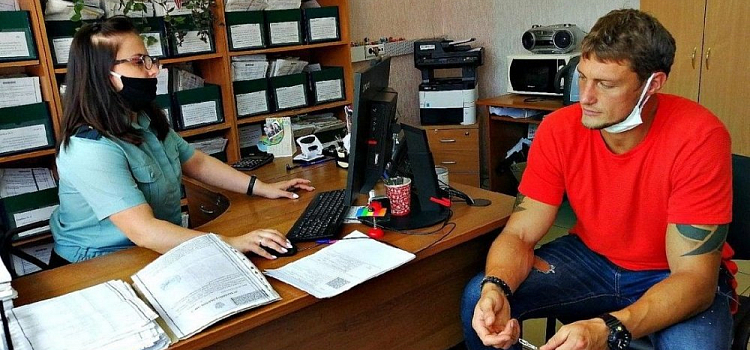 Звезда «Дома 2» Александр Задойнов задолжал по алиментам 600 тысяч рублей: какое наказание ему назначили