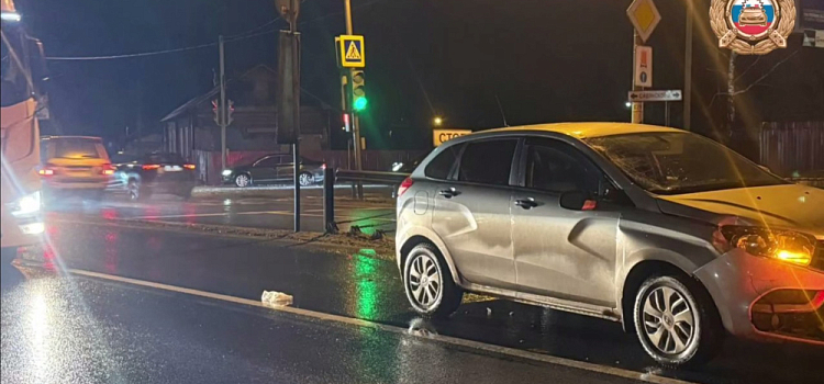 Пешеход погиб на трассе в Ярославской области