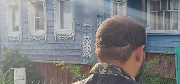 В деревне Ярославской области зарезали мужчину