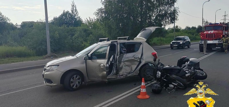 В Ярославской области двое мотоциклистов пострадали в ДТП