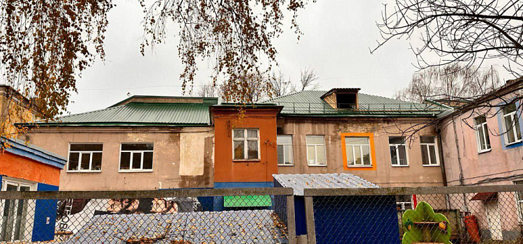 В Ярославле прокуратура проверила затянувшийся ремонт крыши детского сада