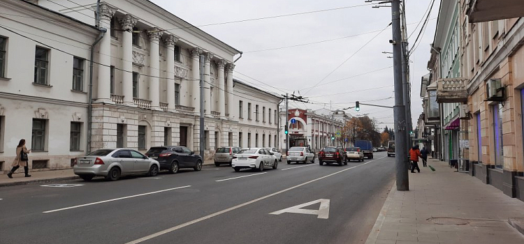 Специалисты раскрыли, сколько получают таксисты в Ярославле
